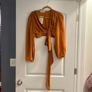 12th Tribe burnt orange long sleeve tie crop top blouse small nwt